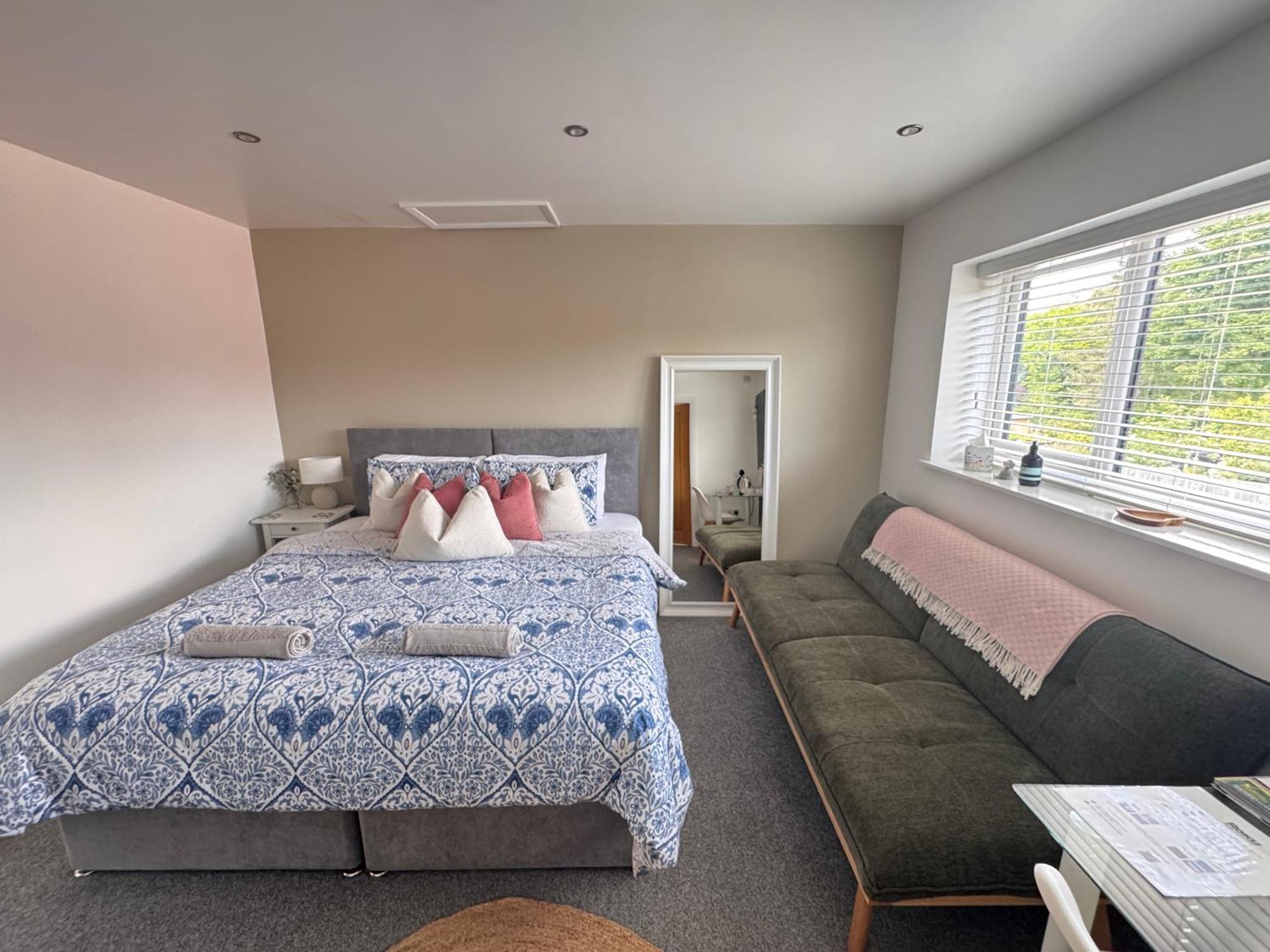 Abbey'S Inn Cheadle  Eksteriør bilde