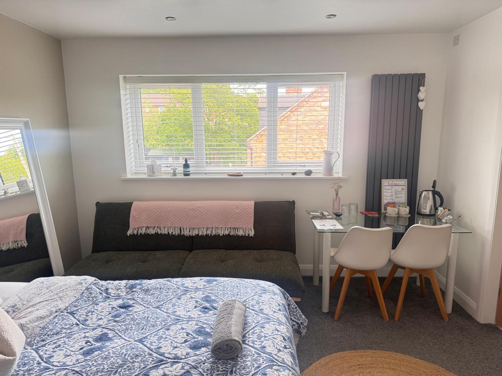 Abbey'S Inn Cheadle  Eksteriør bilde
